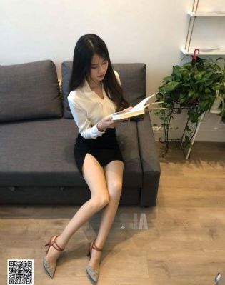 50岁裸体女人毛茸茸_4K电影在线观看
